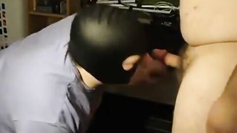 Verbal Bear Master Uses Slave BJ Huge Facial