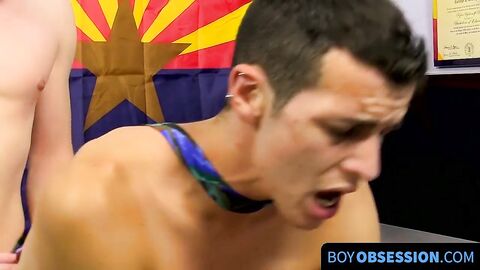 Aaron drooling on Kylers firm dick and taking a ride