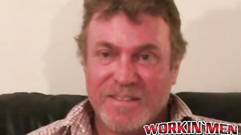 Hairy old amateur jerks off and shoots a load on his belly
