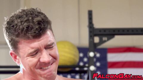 Buff stud lifts weights before blowjobs and anal hammering