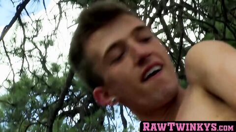 Sweet twinks who work as park rangers fuck raw in the woods
