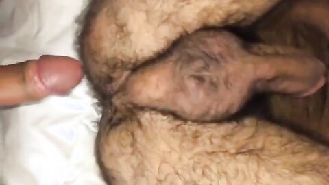Bareback Webcam Amateur Takes on Hairy Hunk's Virgin Ass