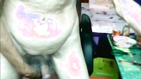 Mature Asian Cam Show