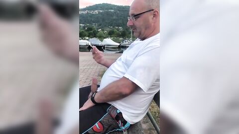 Amateur Daddies Handjob