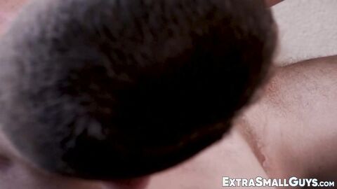 Hot inked twink Tom Bentley surprises horny Legrand Wolf with a sloppy blowjob