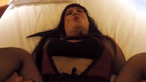 Big Load Bareback with a Crossdresser