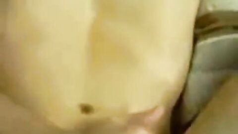 Amateur Twinks' Steamy Encounter