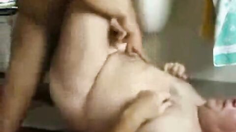 Daddy Barebacks a Younger Lad