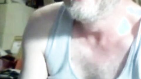 Bear Daddy Self-Sucks like a Pro!