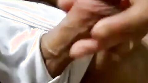 Fat Amateur Gets a Thick 5-Inch Boner