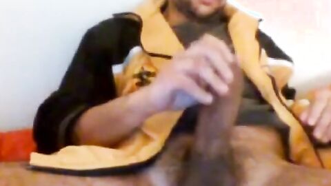 Str8 Danish Guy Cums on Paper Towel with Monstercock