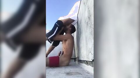 Sucking Dick Outdoors