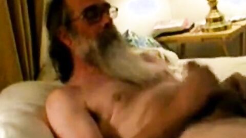 Bearded Daddy Bear Cums Hard in Amateur Solo Video