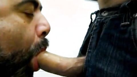 Amateur Bear Daddy Sucking Cock