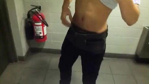 Twink's Solo Session in the Bathroom Sink