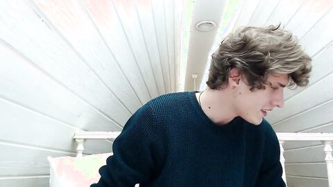 Big-Cock Twink Jacks Off on Webcam