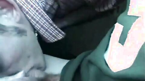 Twink Blows in Car and Gets a Facial