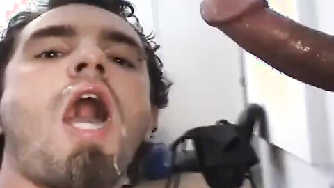 Muscular Hunk Swallows a Creamy Load