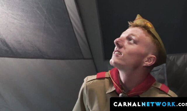 Richie West begged for more anal fuck as the DILF rapidly and harshly slid his tongue