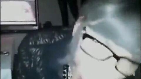 Crossdressing Secretary Gives Amateur Blowjob on Webcam