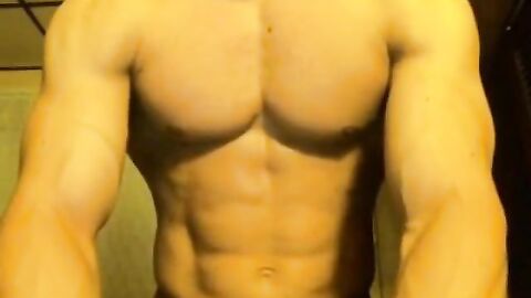 Muscle Men Showing Off - Big Cocks on Cam