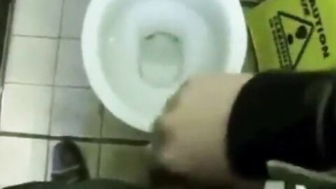Bareback Twink Amateur Takes a Cum compilation Handjob