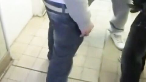 Bareback Twink Amateur Takes a Cum compilation Handjob
