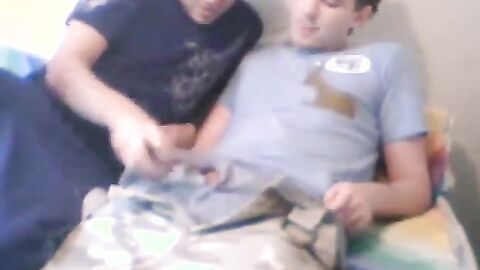 Colegas de escola gays amadores transam