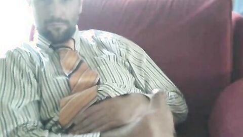 Amateur Bear Daddy Jerks Off in Suit