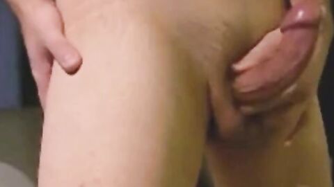Éjaculation sans les mains - Vidéo pour Adultes Gay