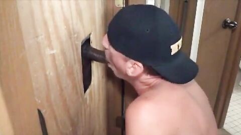 Sucking BBC At Glory Hole - Amateur Interracial Gay Video