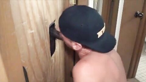 Sucking BBC At Glory Hole - Amateur Interracial Gay Video