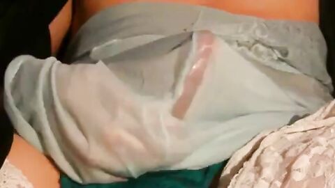 Vintage Crossdresser Wank