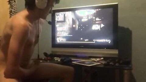 Twink Plays Call of Duty and Cums