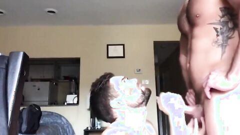 Muscle Hunks' Feeding Time: Blow and Hand Job