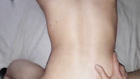 Deliciosa Follada Caliente con Pollas sin Condón