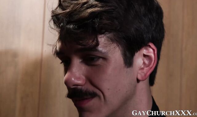 Young twink Dakota Lovell reveals his boner to father Jonah Wheeler for a cock washin