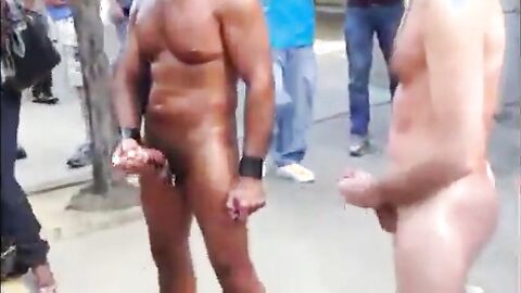 Public Masturbators: Outdoor Hunk Action