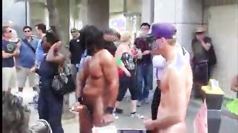 Public Masturbators: Outdoor Hunk Action
