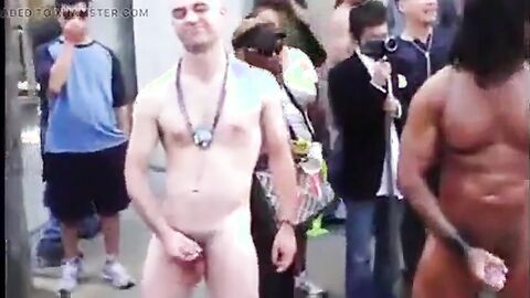Public Masturbators: Outdoor Hunk Action