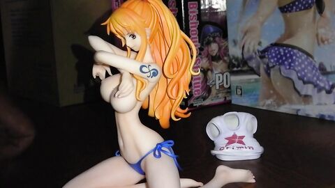 Nami Figure Bukkake on the Beach