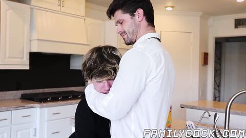 Blonde Jordan Lake cums hard while getting barebacked by hunk Devin Franco