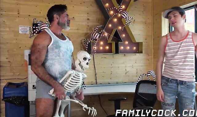 Meaty Lawson James gropes my huge dick while I ride his thick dick