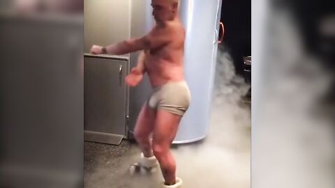 Daddy's Amateur Bulge - Gianluca Vacchi