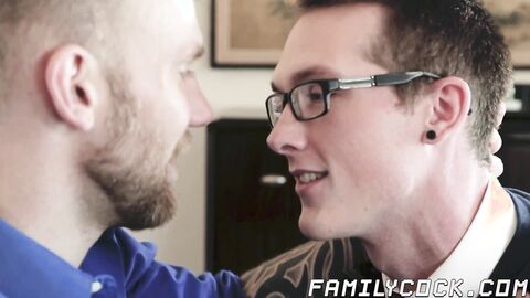 Tattooed Damien Michaels bursts his drippy cum on Jackson Coopers face
