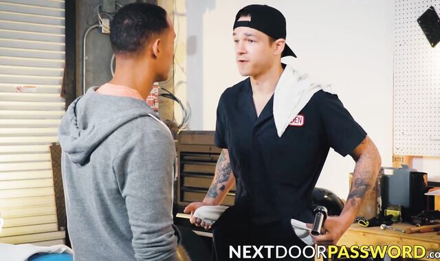 Black Aj Sloan gobbles on the enormous dick of hunk Jayden Marco before a hot interra