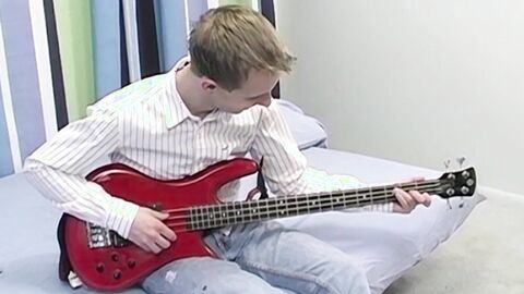 Petite young twink Jacob Rex wanks off after interview