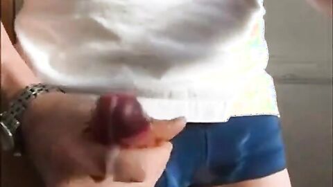 Big Cocks and Cum: Hot Amateur Guys Masturbating