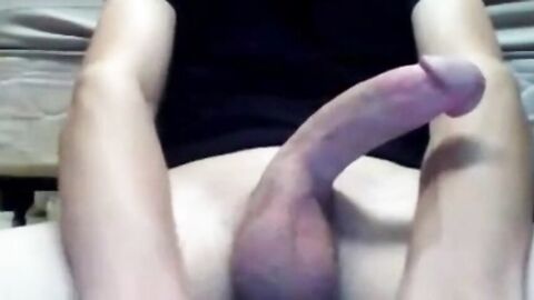 Big-Cock Twink Shows Off His Circumcised Mushroom Head