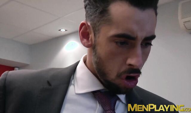 Suited Massimo Piano hard banged the smooth ass hole of sexy Matthew Anders